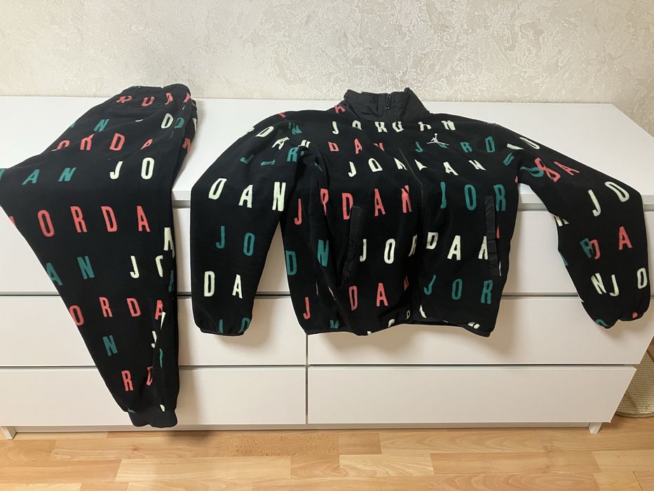 Jordan флісовий костюм розмір S кофта і штани СТ3570-010