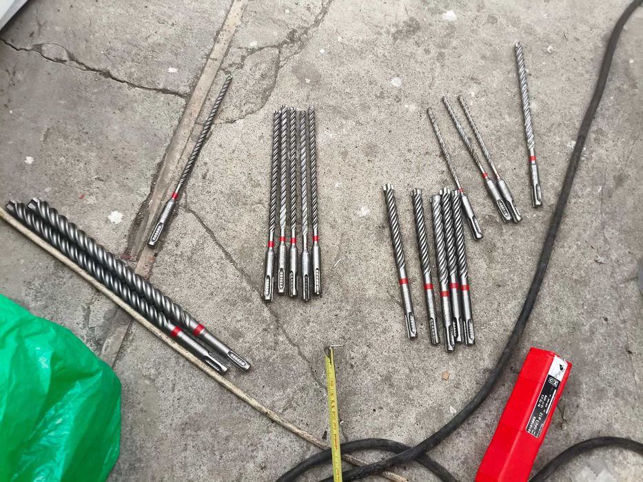 Wiertła Hilti mix wymiarów 17szt