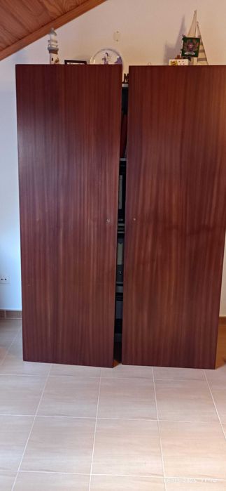 Portas de roupeiro em muito bom estado