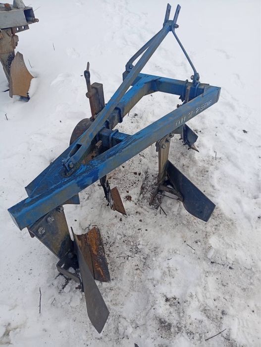 Продам плуг 2 по 25 (2х25)