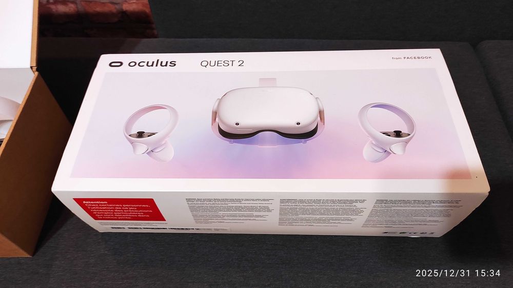   QUEST 2 64GB 中古美品　おまけ付き 極美品】 Quest 2（）本体 64GB【動作確認済】 おまけ付き！ Quest2