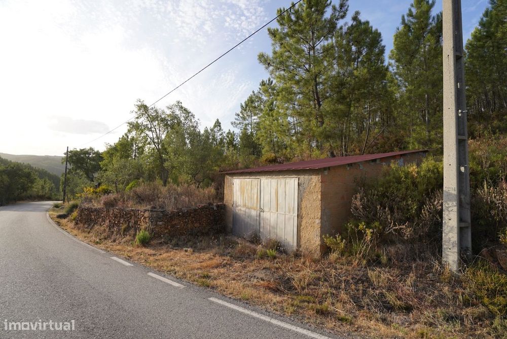 Moradia Rústica T4 Venda em Sarzedas,Castelo Branco