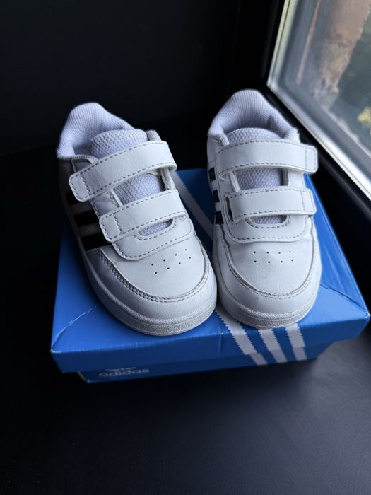 Кросівки Adidas оригінал