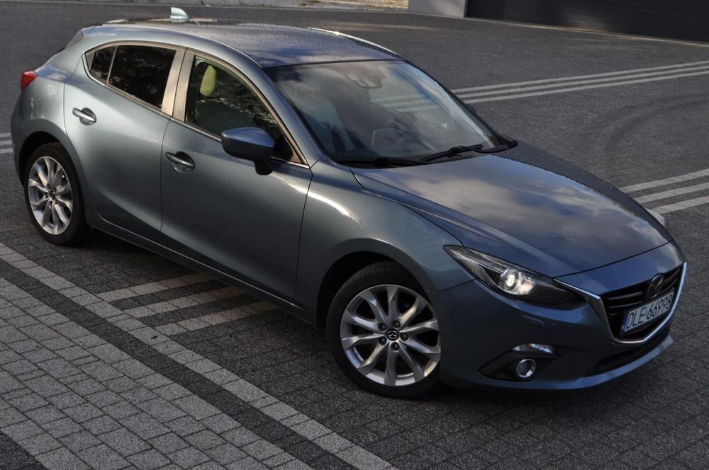 Mazda 3