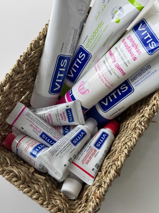 Зубні пасти щітки ополіскувачі curaprox vitis biorepair gum miradent