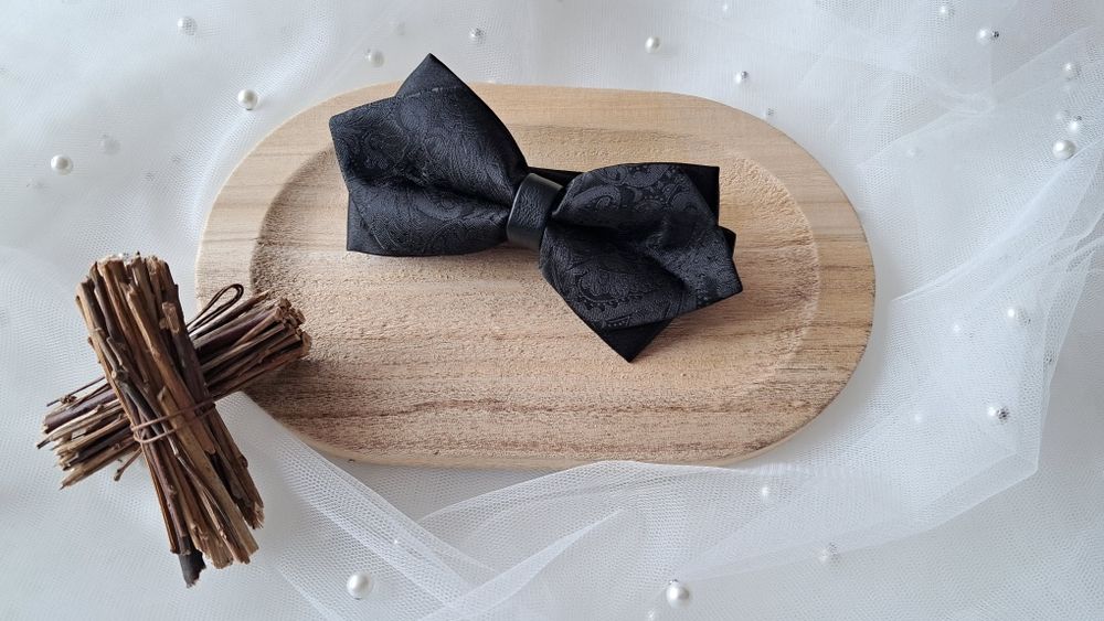 Muszki męskie (10 wzorów)