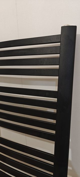Grzejnik łazienkowy czarny 524W. NOWY