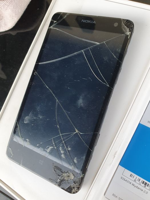 Telefon nokia uszkodzony