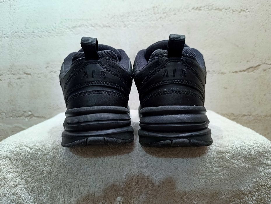 Męskie sneakersy NIKE AIR MONARCH IV r.42 stan bardzo dobry