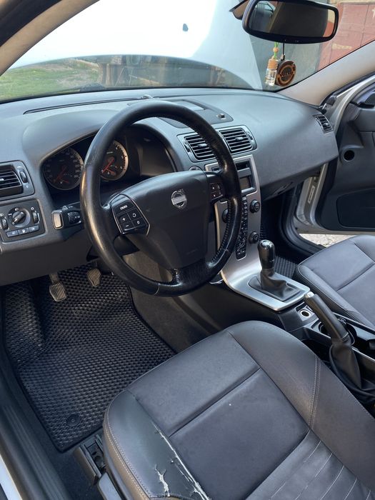 Продам volvo v50