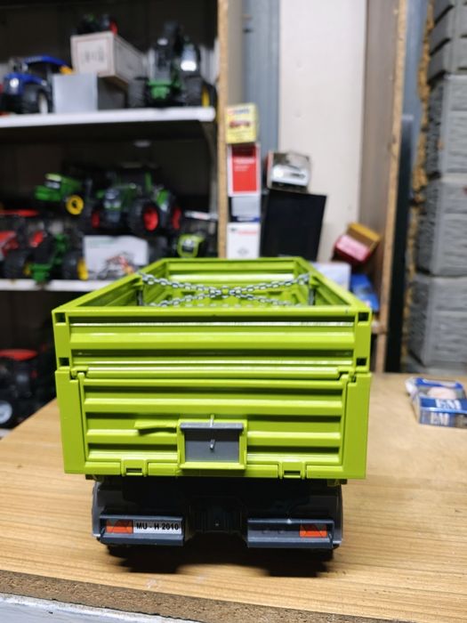 Bruder przyczepa fliegl