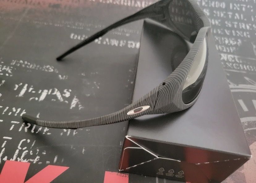 Оригінал Oakley Eye Jacket Redux Fingerprint Limited