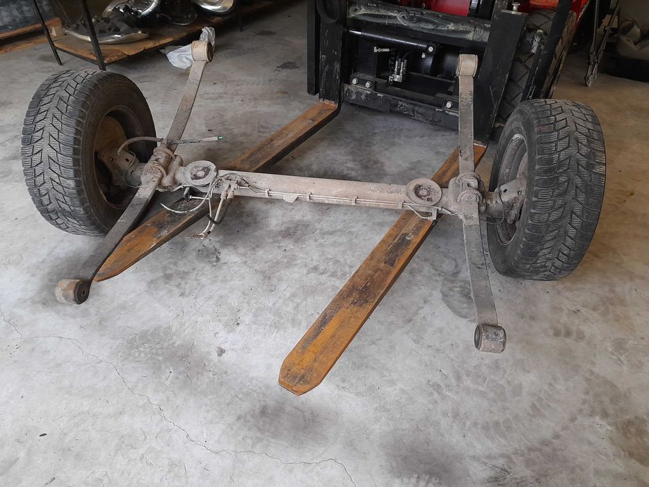 Oś na przyczepkę Ford Custom 12-19r