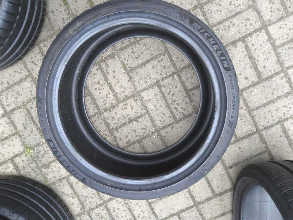 Opony letnie 295/30R-20 MICHELIN PIOLT SPORT 4S 101Y