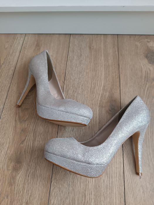 Srebrne czułenka next