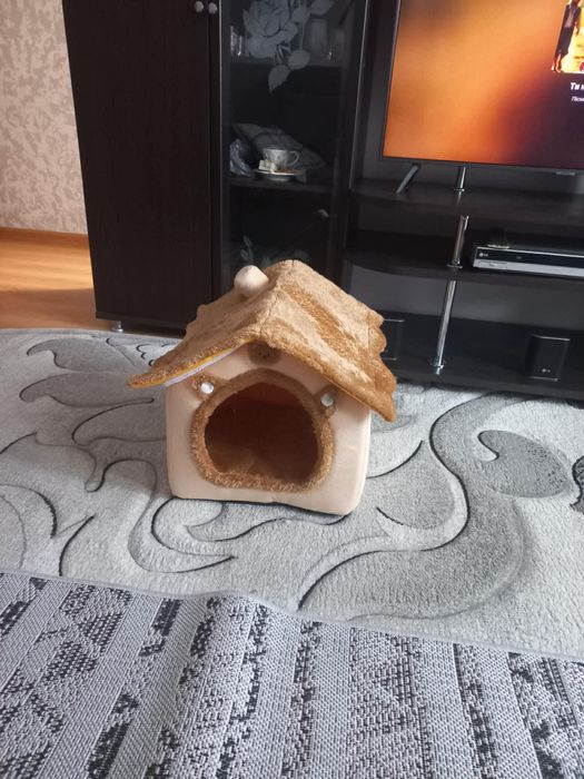 Будиночок для котика