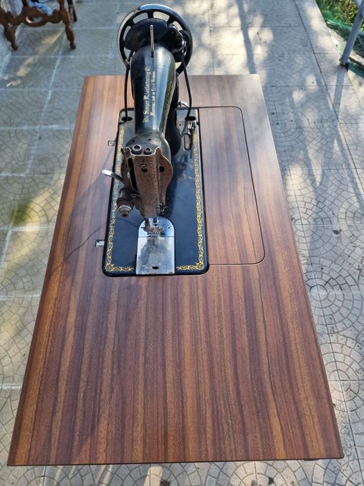 Máquina de Costura Singer antiga