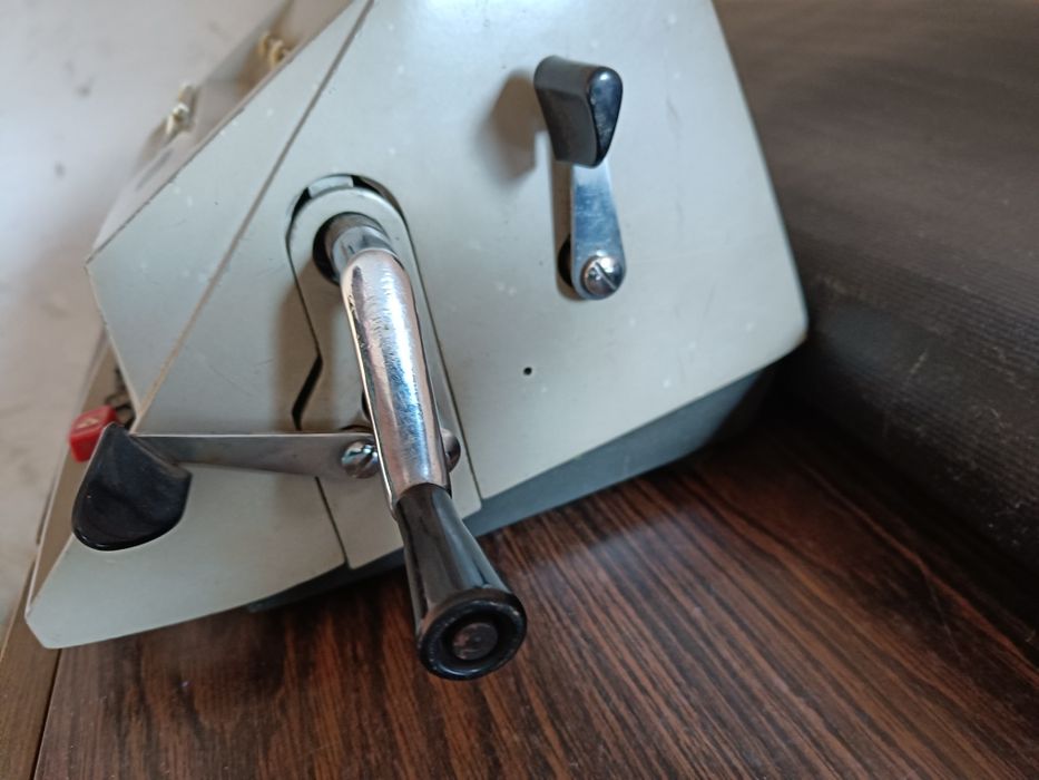 Stary kalkulator, liczydło