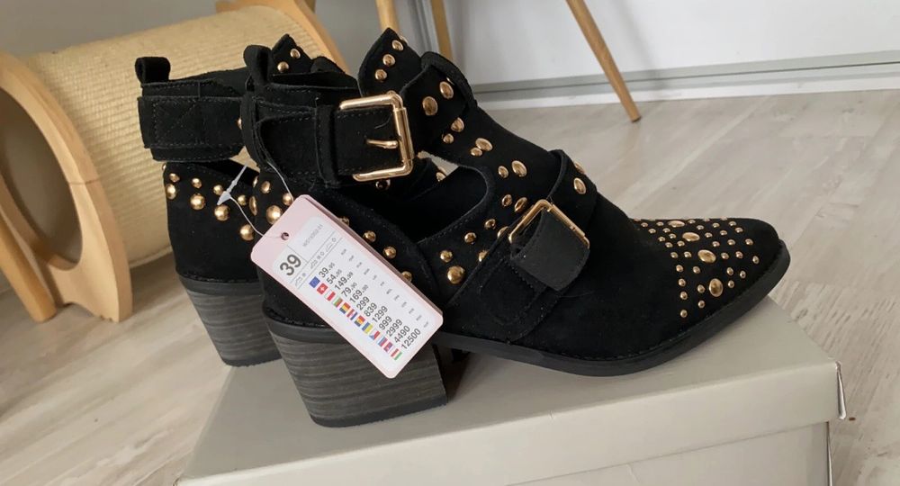 Nowe botki damskie 39