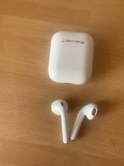 Airpods.       .