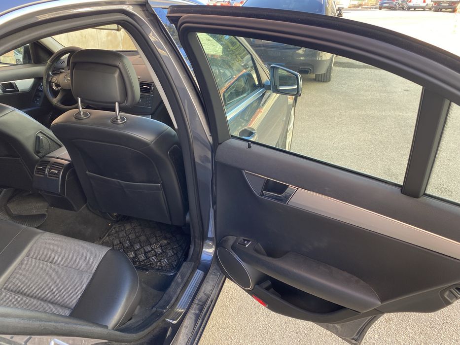Mercedes Benz C 220