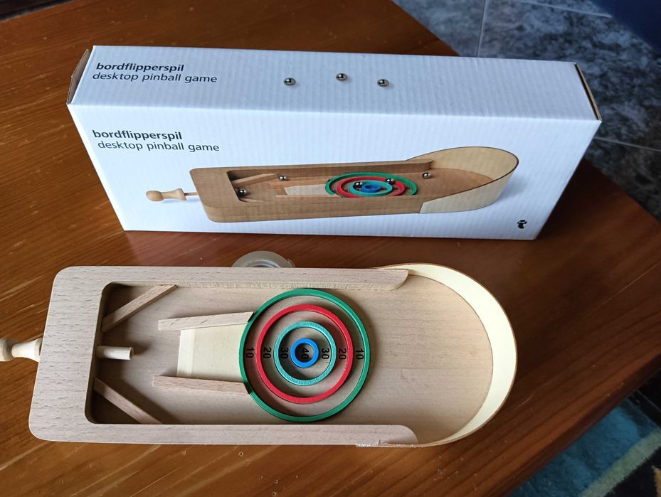 Jogo de Pinball de Secretária