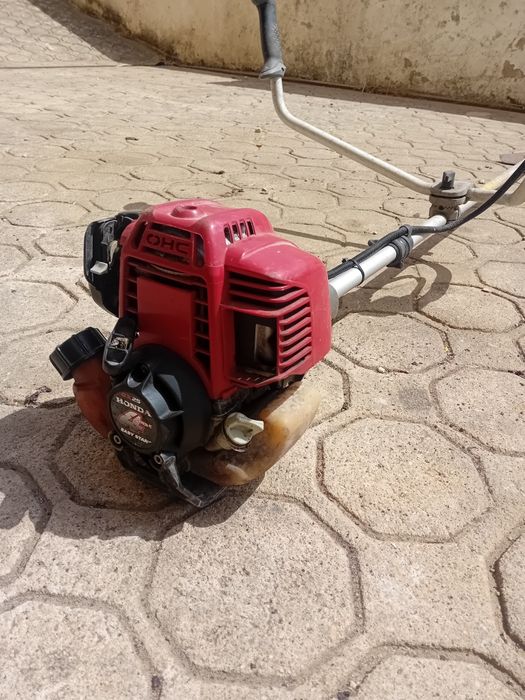 Roçadora honda GX25