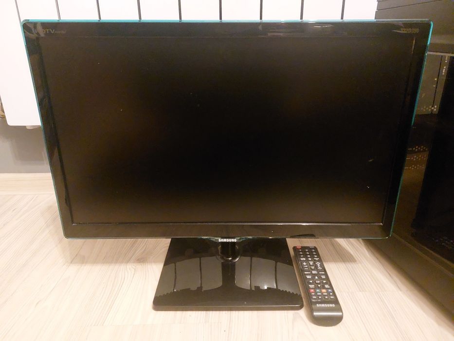 Komputer + Monitor