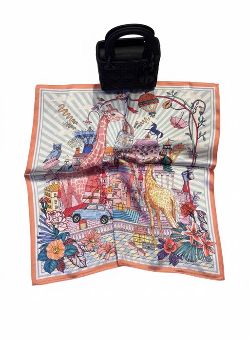 Jedwabna chustka apaszka nowa