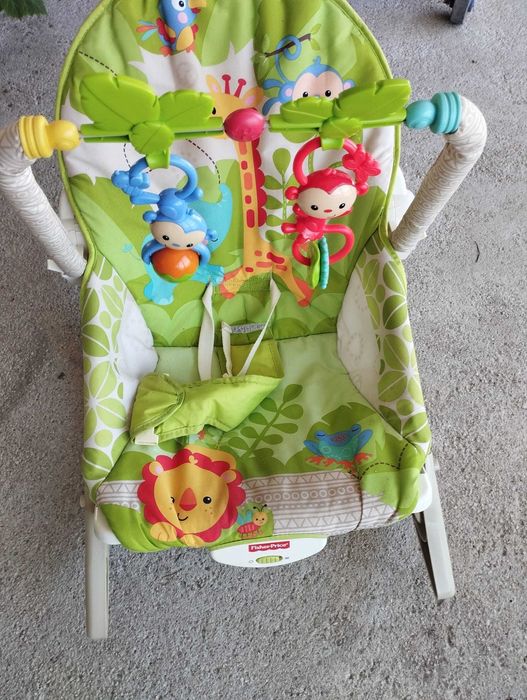 Escorrega, triciclo, espreguiçadeira, banheira, marsúpio e andarilho