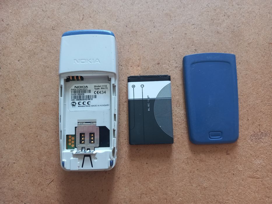 Телефон Nokia 1110