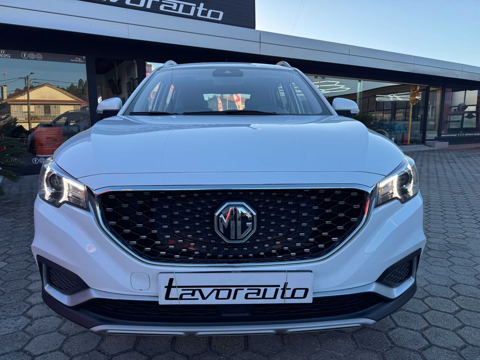 MG ZS EV 44.5 kWh Luxury — photo 3