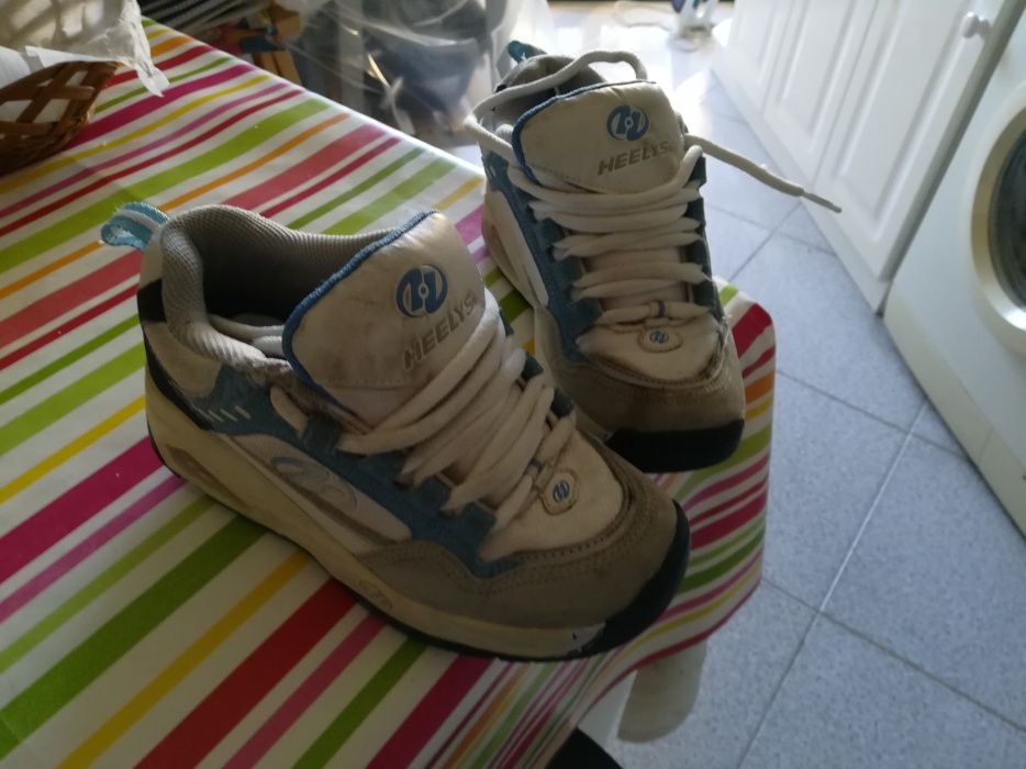 Tennis - Heelys - Size 34