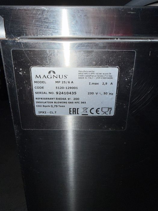 Máquina de Gelo Profissional Magnus MP 25/6 – 25kg/24h