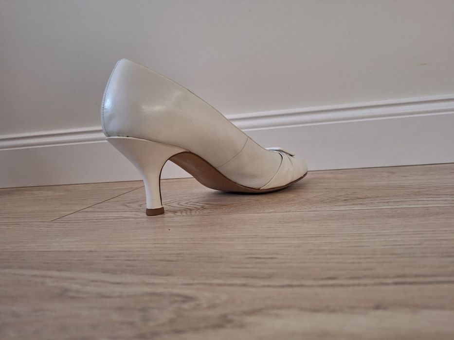 Buty szpilki czółenka białe skóra naturalna ślub