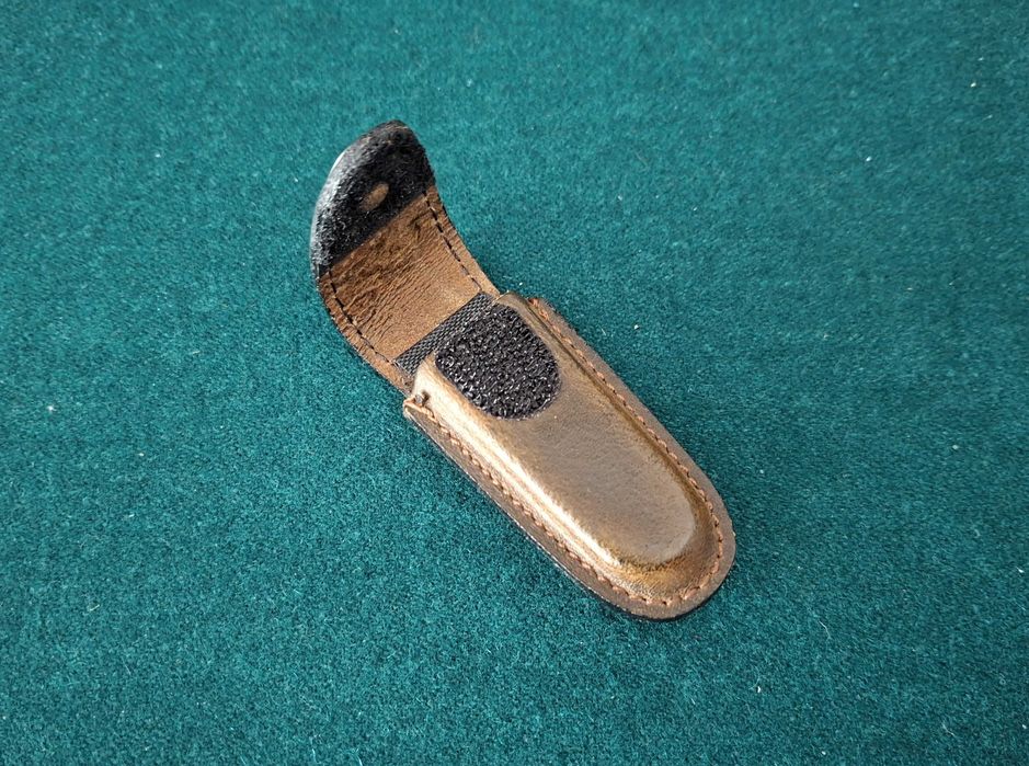 Rara Bolsa em pele Victorinox Classic SD 4.0531