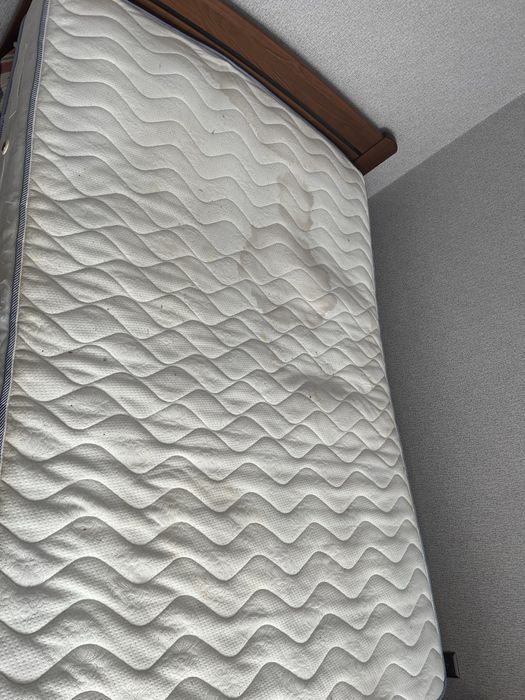 Матрас безкоштовно 140*200