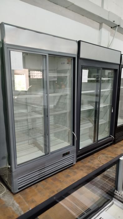 Витрина холодильная Универсальная Двухдверный. Ларь морозильный 016
