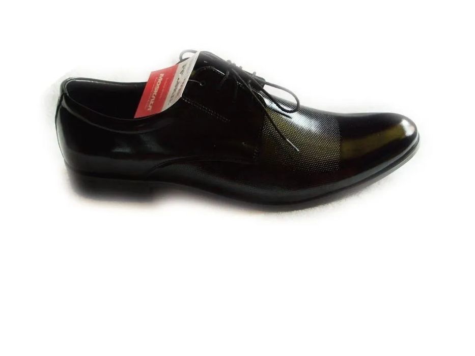 Skorzane PÓŁBUTY czarne WIZYTOWE lakier 41