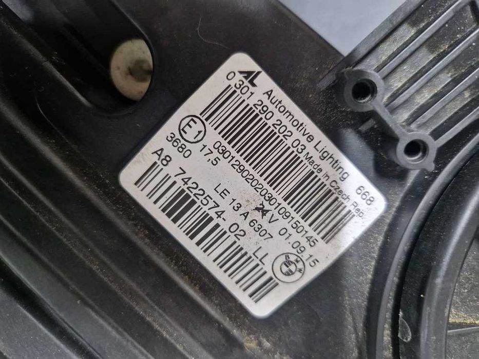 BMW 2 F45 F46 14r.- Lampa Przód Prawa
