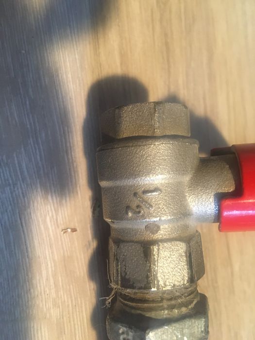 zestaw hydrauliczny do wody zawór