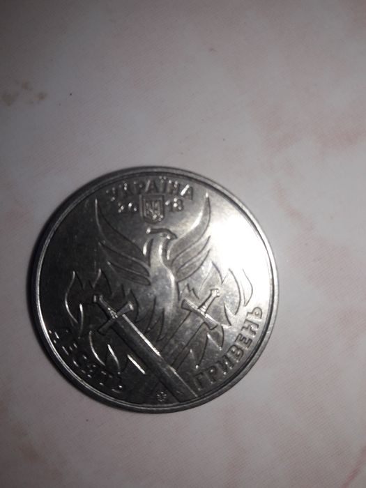 Продам монету