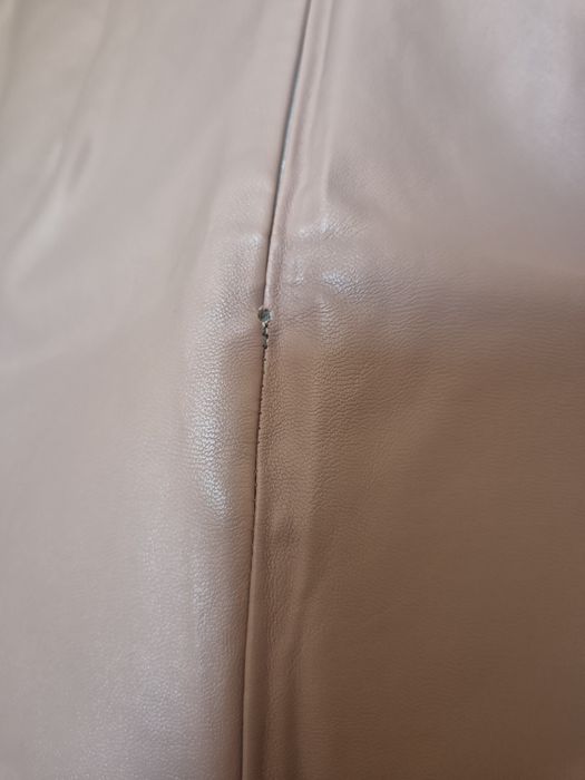 Spódnica w kolorze pudrowego różu