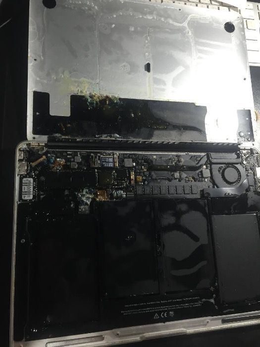Serwis Apple MacBook Katowice Naprawa MacBook Air Pro M1 M2 M3 M4 M5 Bateria Klawiatura Dysk SSD Ram Matryca Płyta Główna Zasilanie Po Zalaniu