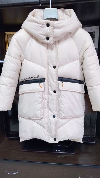 Пуховик , пальто для дівчинки на 7-9 років