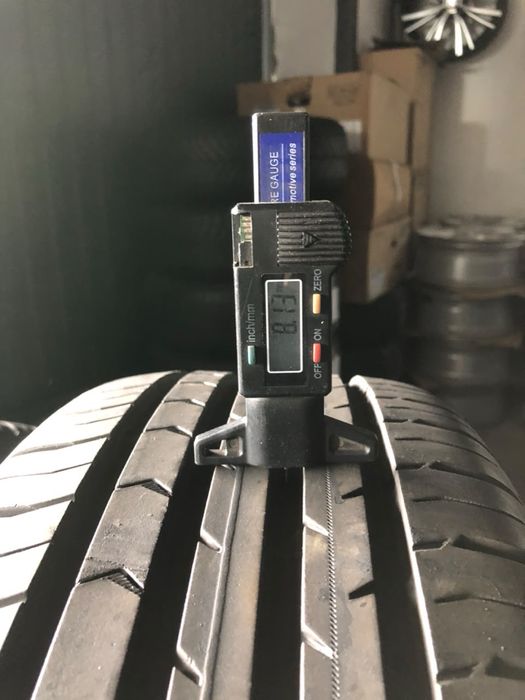 Шини 205/60/15-4 шт Continental  ContiPremiumContact5