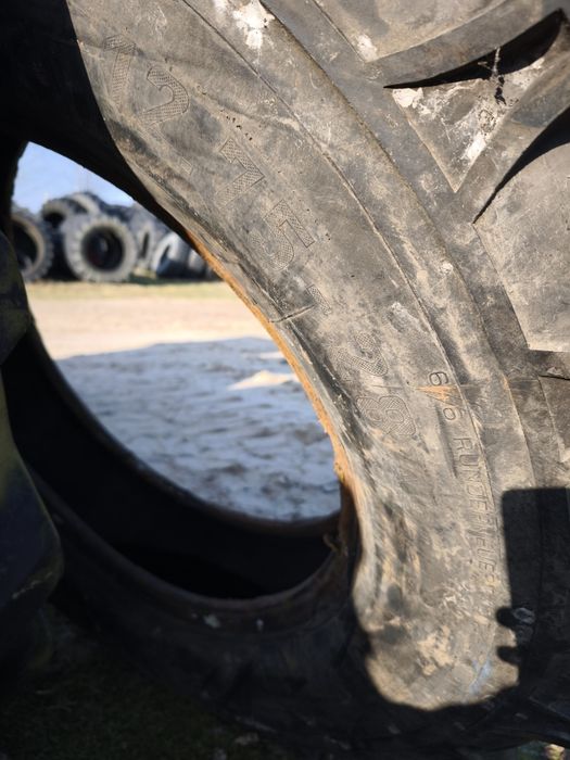 Para opony 12.75-28 ( 13.6 R28) 14.9-28 /16.9 28/ wzmocnione