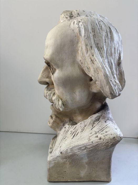 Busto de Camilo Castelo Branco