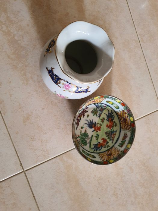Dois itens de decoração