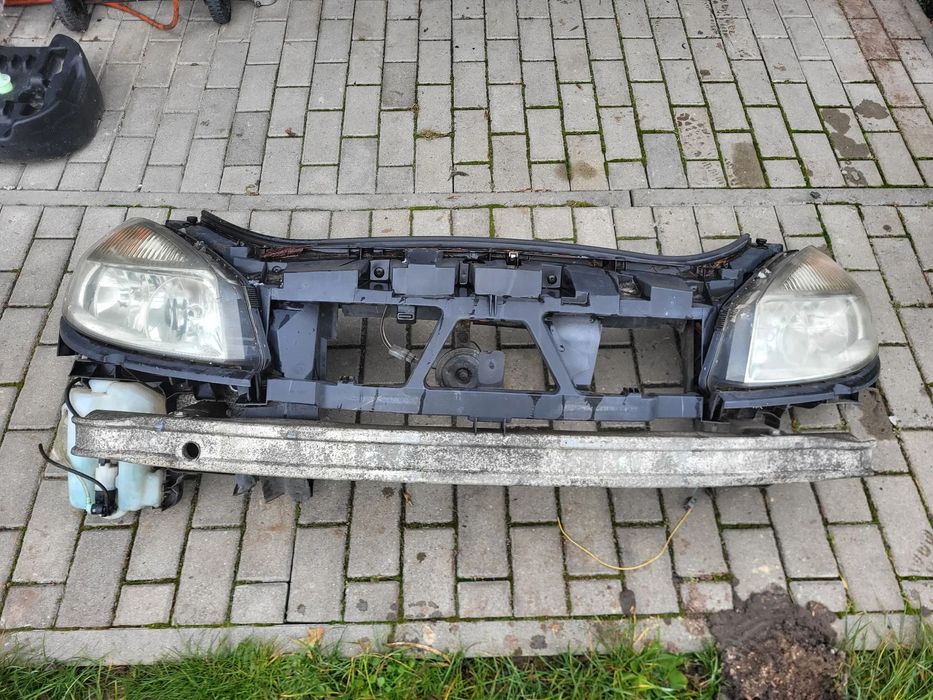 KL Pas Przedni Belka Lampy Zbiorniczek Renault Scenic II 03- KPL